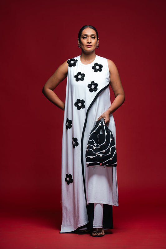 Veil Form Monochrome Ensemble