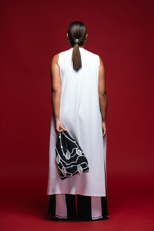 Veil Form Monochrome Ensemble