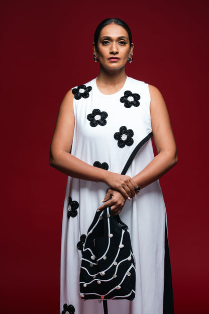 Veil Form Monochrome Ensemble